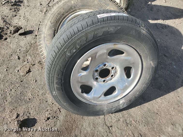 image for item HW9708 (6) tires and wheels