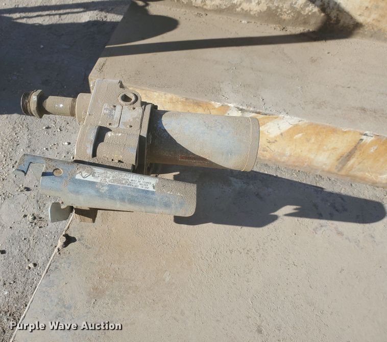 image for item HW9709 (3) fuel tanks