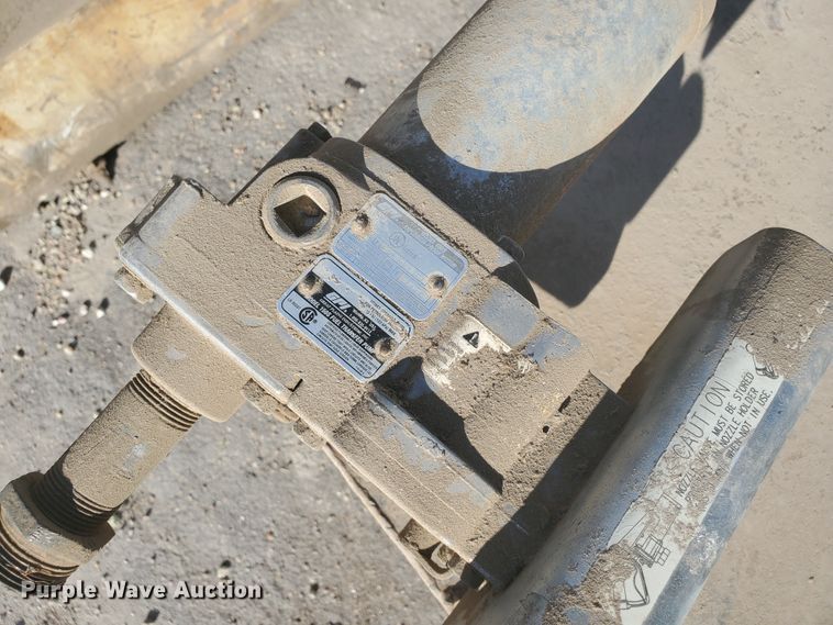 image for item HW9709 (3) fuel tanks