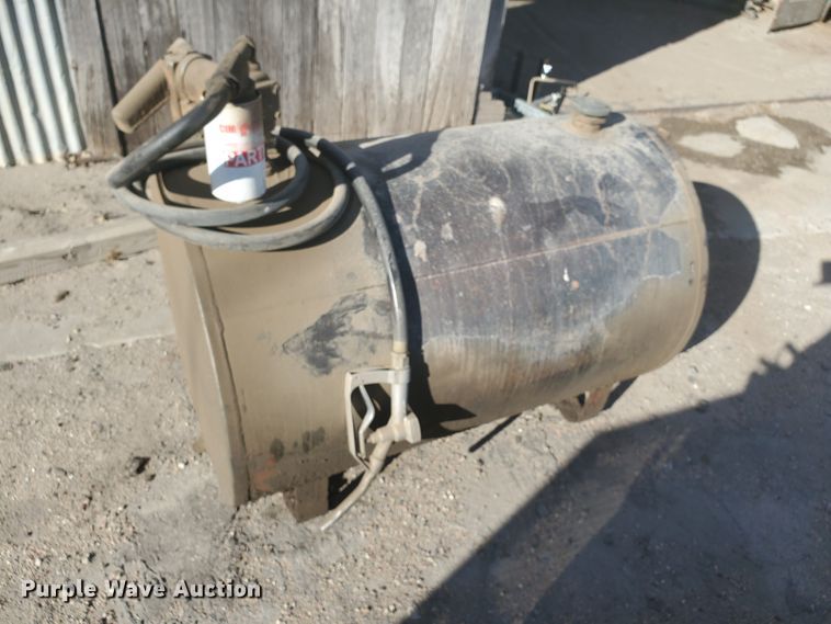 image for item HW9709 (3) fuel tanks