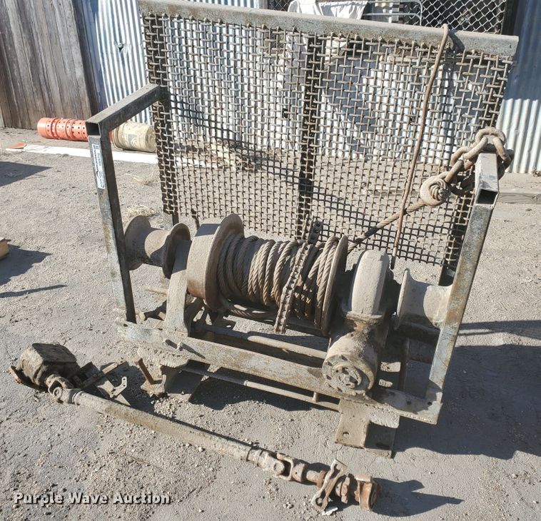 image for item HW9710 Headache rack