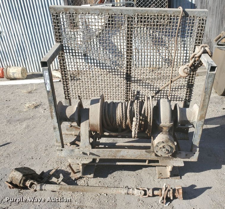 image for item HW9710 Headache rack