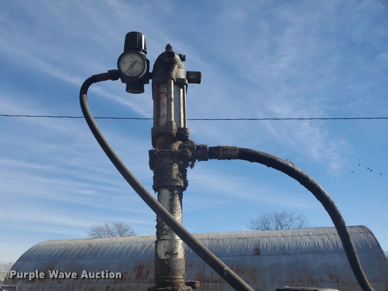 image for item HW9715 Oil tank