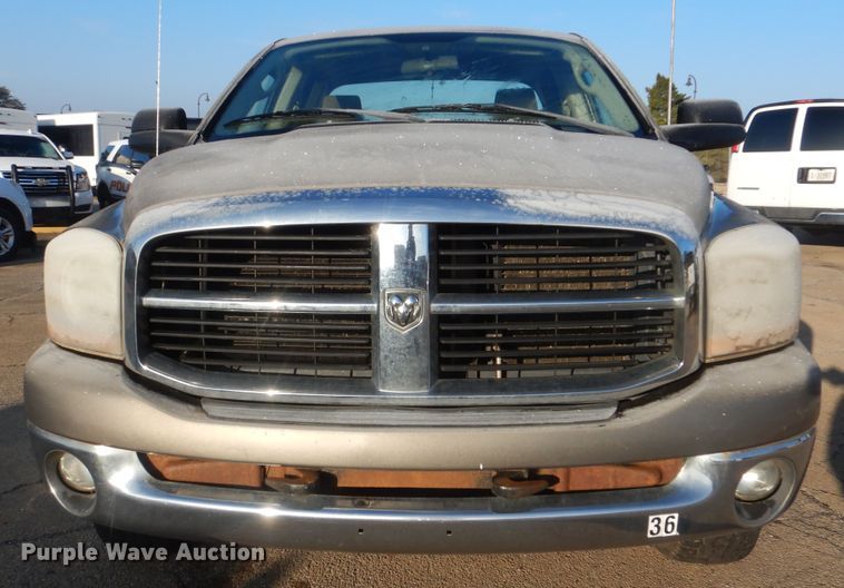 image for item HW9764 2006 Dodge Ram 1500  Quad Cab pickup truck