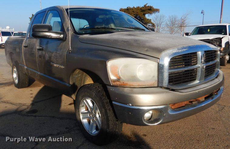 image for item HW9764 2006 Dodge Ram 1500  Quad Cab pickup truck