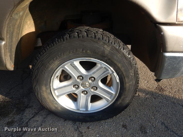 image for item HW9764 2006 Dodge Ram 1500  Quad Cab pickup truck