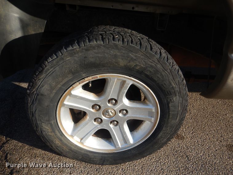 image for item HW9764 2006 Dodge Ram 1500  Quad Cab pickup truck