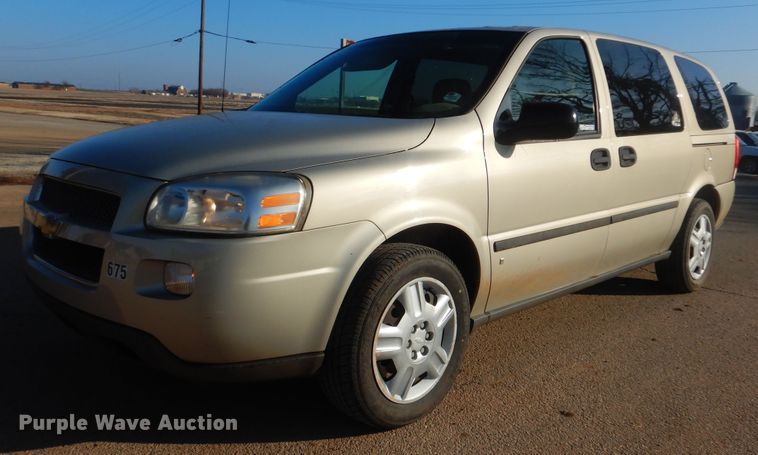 image for item HW9766 2007 Chevrolet Uplander LS  van