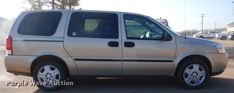 image for item HW9766 2007 Chevrolet Uplander LS  van