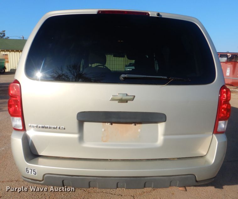 image for item HW9766 2007 Chevrolet Uplander LS  van