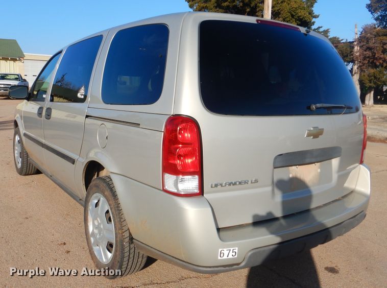 image for item HW9766 2007 Chevrolet Uplander LS  van