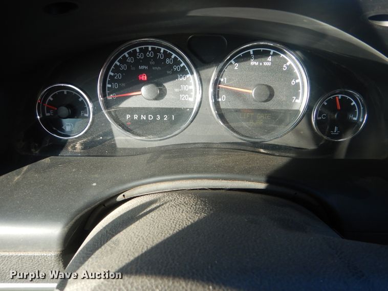 image for item HW9766 2007 Chevrolet Uplander LS  van