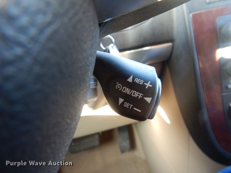 image for item HW9766 2007 Chevrolet Uplander LS  van