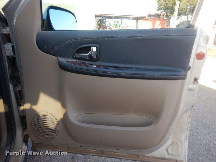 image for item HW9766 2007 Chevrolet Uplander LS  van