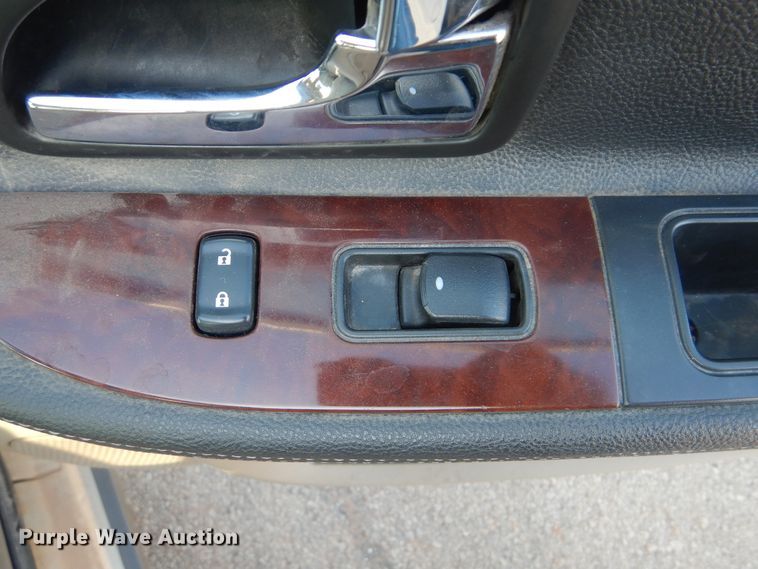 image for item HW9766 2007 Chevrolet Uplander LS  van