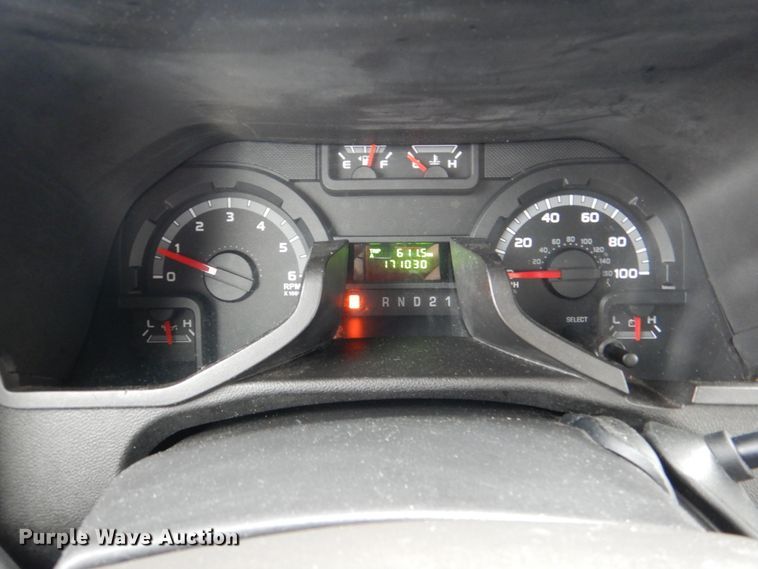 image for item HW9811 2012 VPG MV-1  handicap accessible van