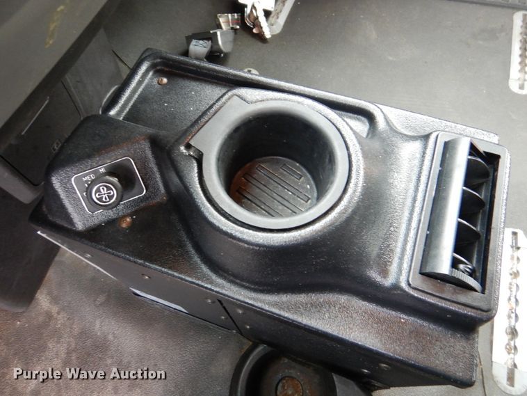 image for item HW9811 2012 VPG MV-1  handicap accessible van