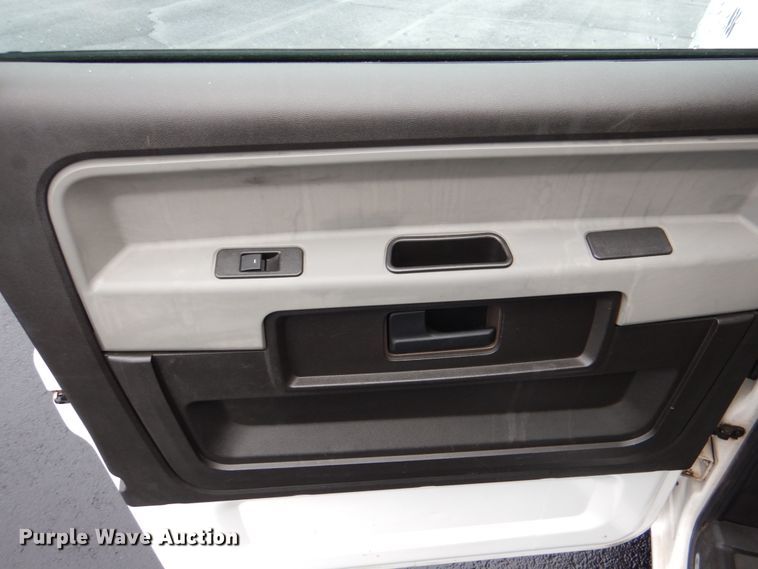 image for item HW9811 2012 VPG MV-1  handicap accessible van