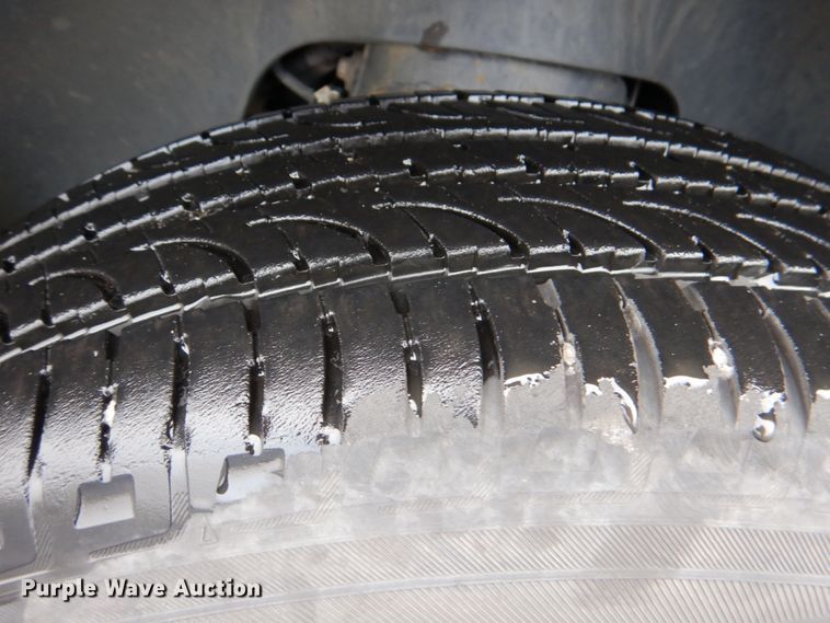 image for item HW9811 2012 VPG MV-1  handicap accessible van