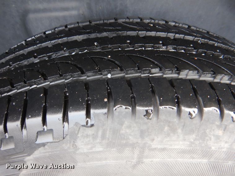 image for item HW9811 2012 VPG MV-1  handicap accessible van