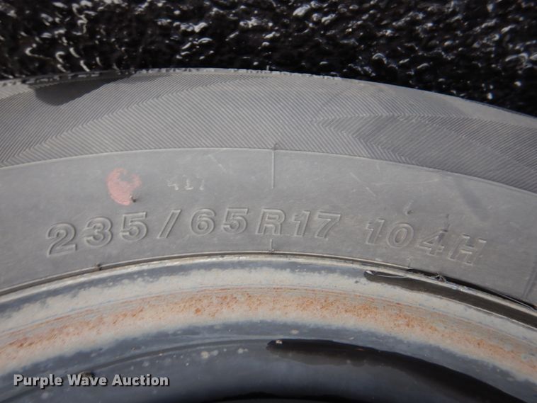 image for item HW9811 2012 VPG MV-1  handicap accessible van