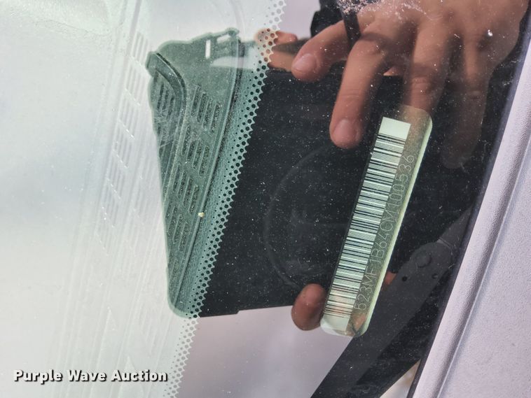 image for item HW9811 2012 VPG MV-1  handicap accessible van