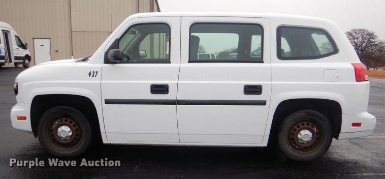 image for item HW9812 2012 VPG MV-1  handicap accessible van