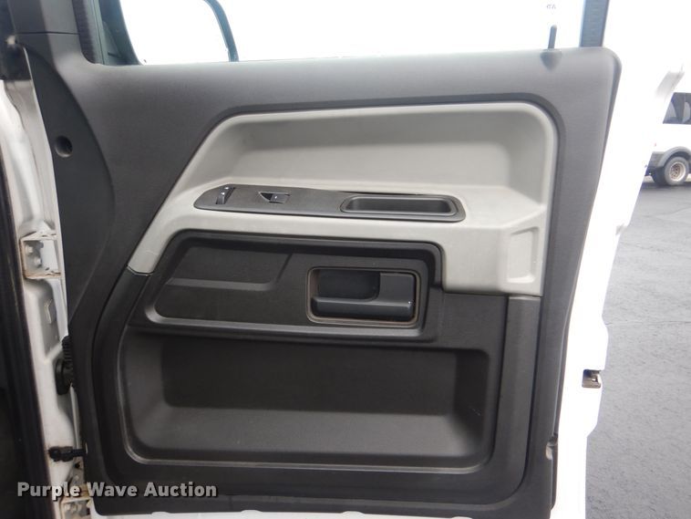 image for item HW9812 2012 VPG MV-1  handicap accessible van