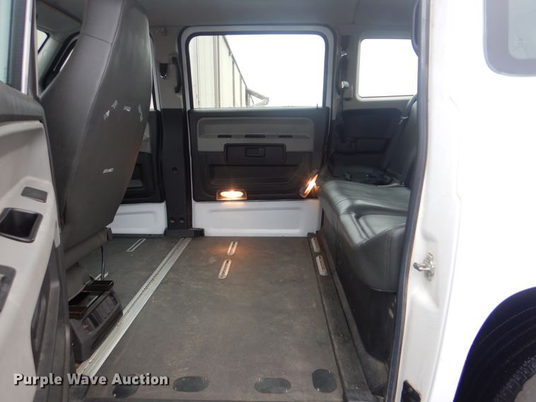image for item HW9812 2012 VPG MV-1  handicap accessible van