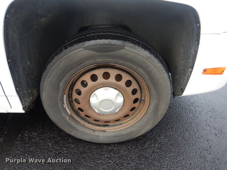 image for item HW9812 2012 VPG MV-1  handicap accessible van