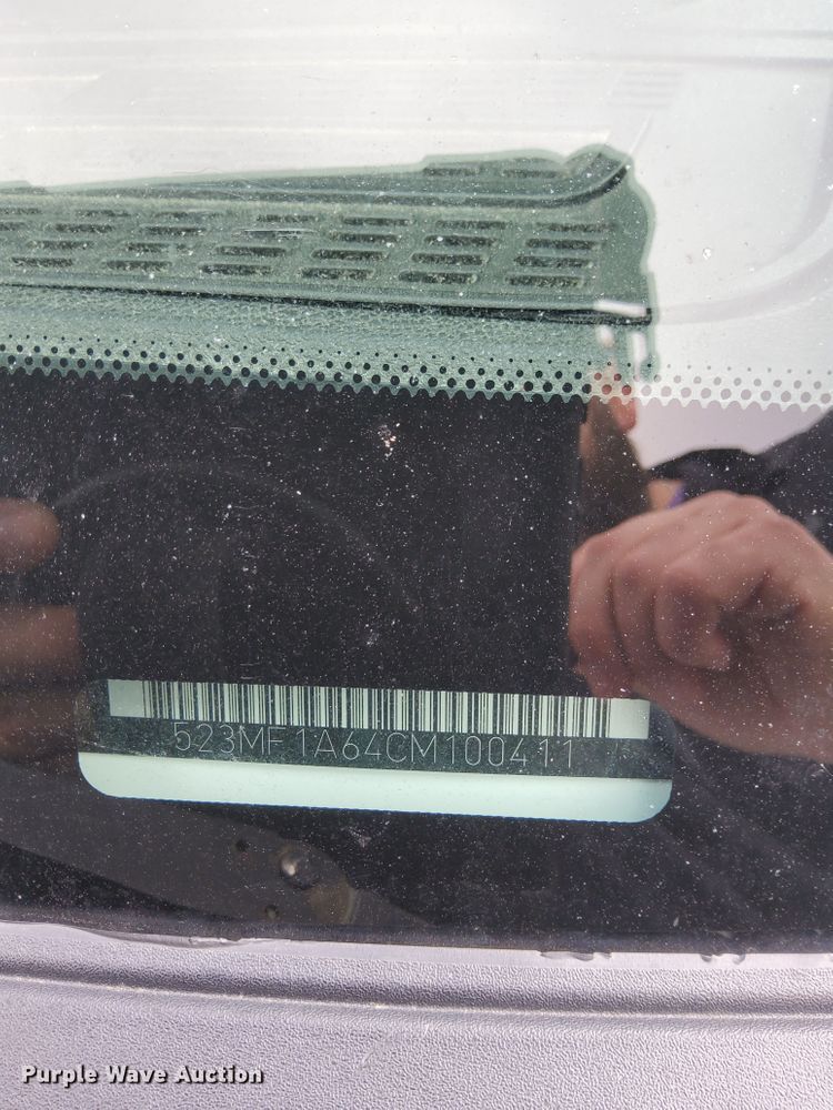 image for item HW9812 2012 VPG MV-1  handicap accessible van