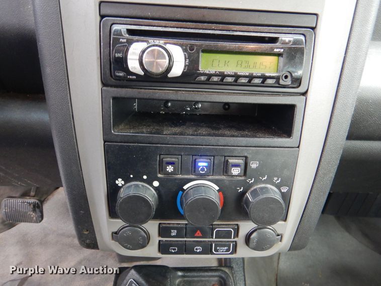 image for item HW9813 2012 VPG MV-1  handicap accessible van