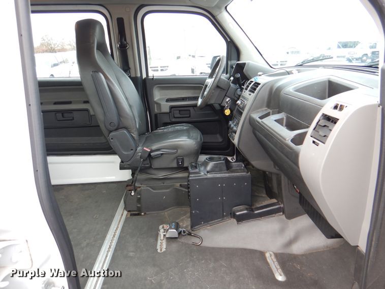 image for item HW9813 2012 VPG MV-1  handicap accessible van