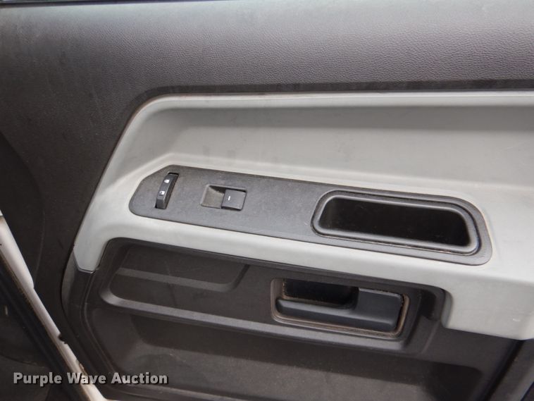 image for item HW9813 2012 VPG MV-1  handicap accessible van