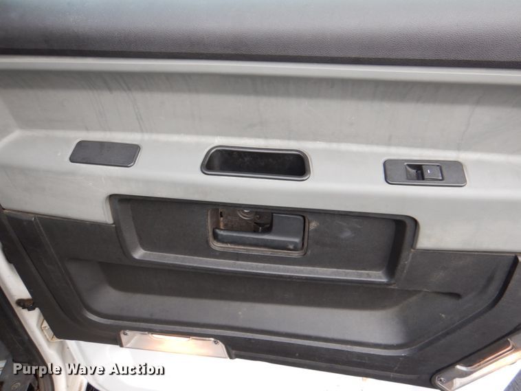 image for item HW9813 2012 VPG MV-1  handicap accessible van