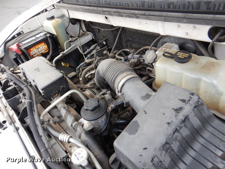 image for item HW9813 2012 VPG MV-1  handicap accessible van