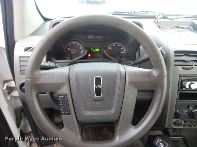 image for item HW9814 2012 VPG MV-1  handicap accessible van