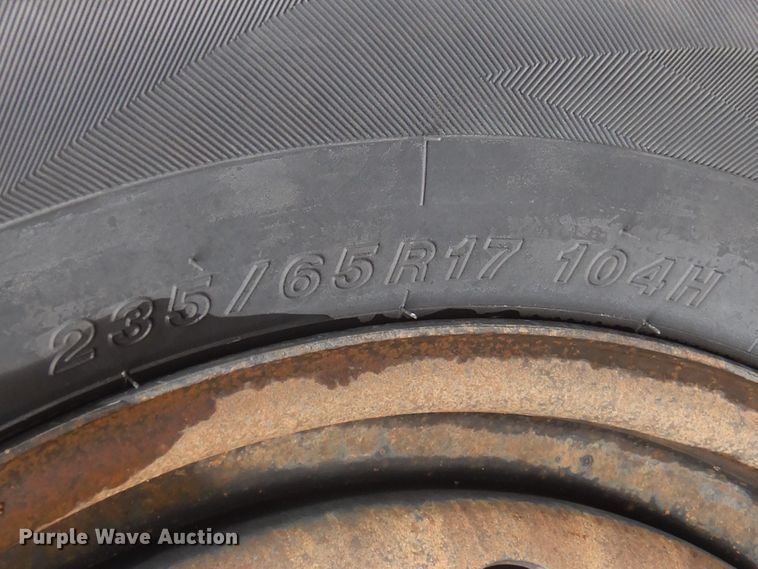 image for item HW9814 2012 VPG MV-1  handicap accessible van