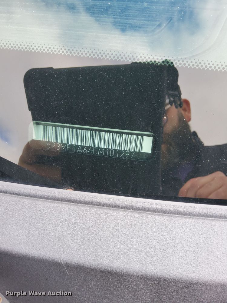 image for item HW9814 2012 VPG MV-1  handicap accessible van