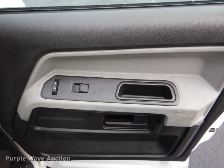 image for item HW9815 2012 VPG MV-1  handicap accessible van