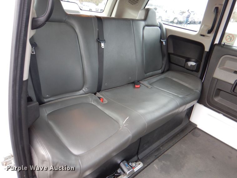image for item HW9815 2012 VPG MV-1  handicap accessible van