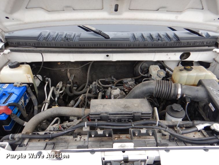 image for item HW9815 2012 VPG MV-1  handicap accessible van