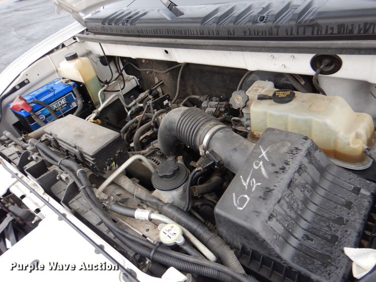 image for item HW9815 2012 VPG MV-1  handicap accessible van