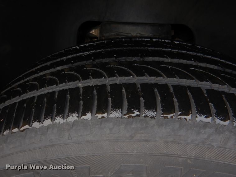 image for item HW9815 2012 VPG MV-1  handicap accessible van