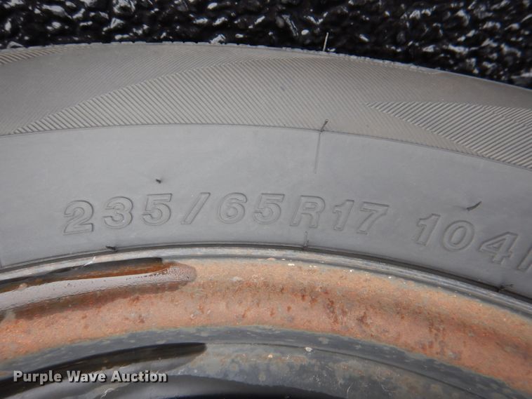 image for item HW9815 2012 VPG MV-1  handicap accessible van