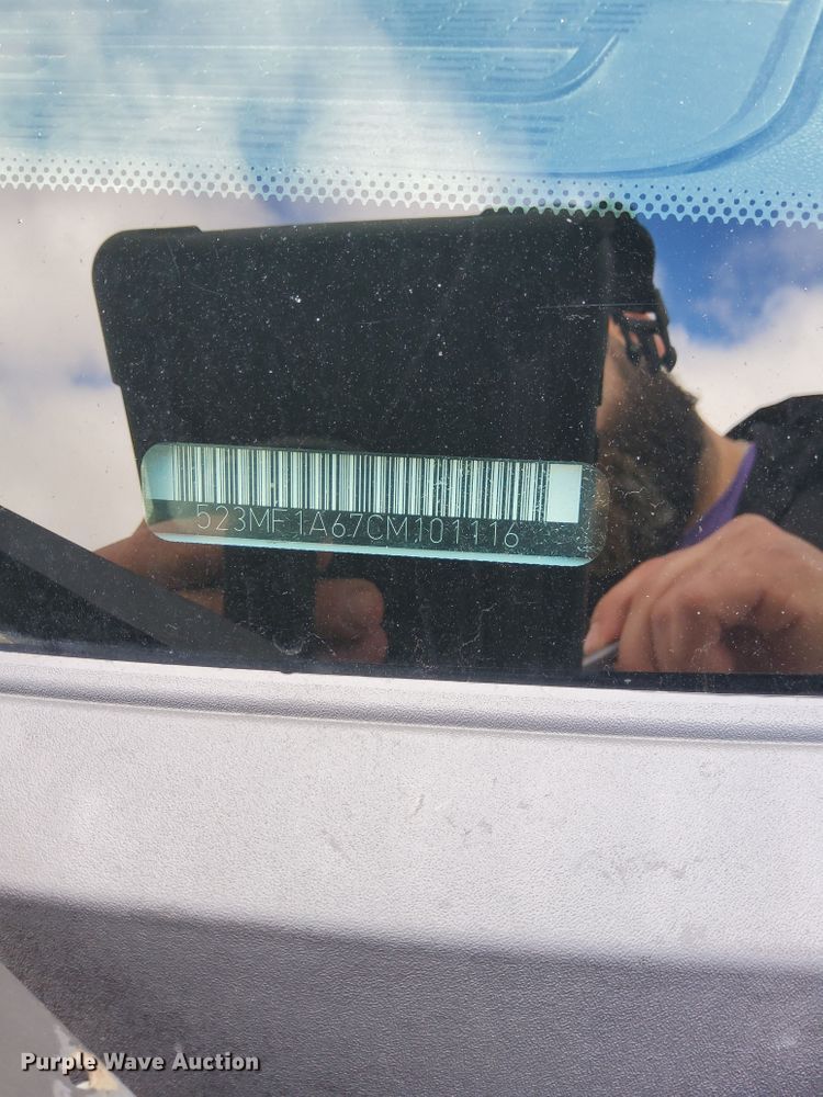 image for item HW9815 2012 VPG MV-1  handicap accessible van