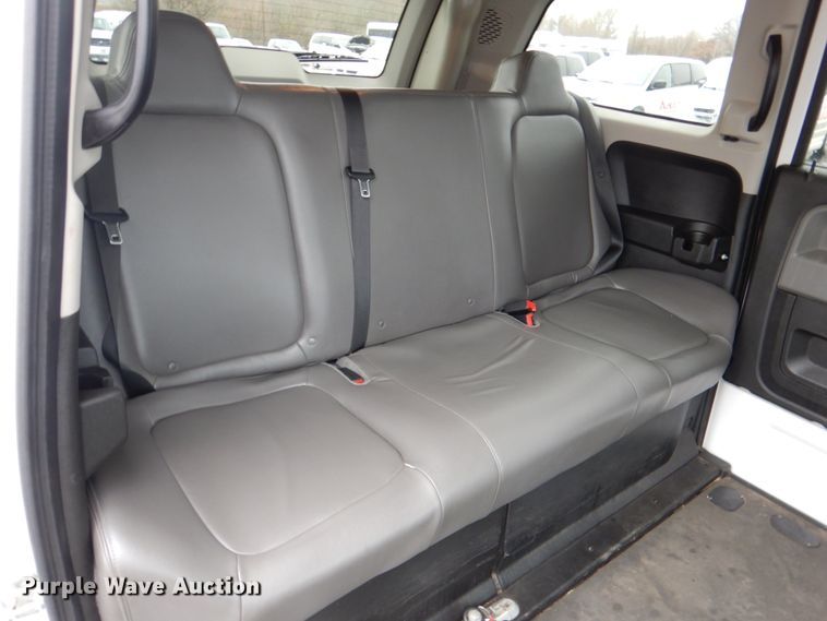 image for item HW9816 2014 Mobility Ventures MV-1  handicap accessible van