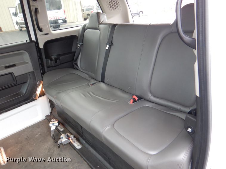 image for item HW9816 2014 Mobility Ventures MV-1  handicap accessible van