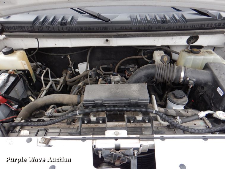 image for item HW9816 2014 Mobility Ventures MV-1  handicap accessible van