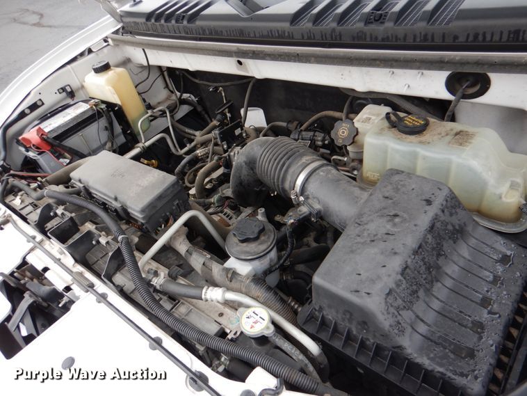 image for item HW9816 2014 Mobility Ventures MV-1  handicap accessible van